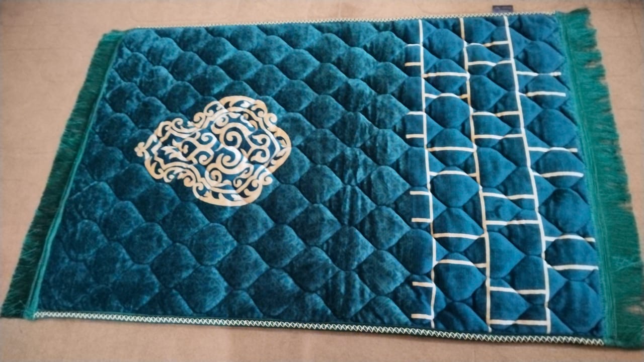 Soft Velvet Prayer Mat